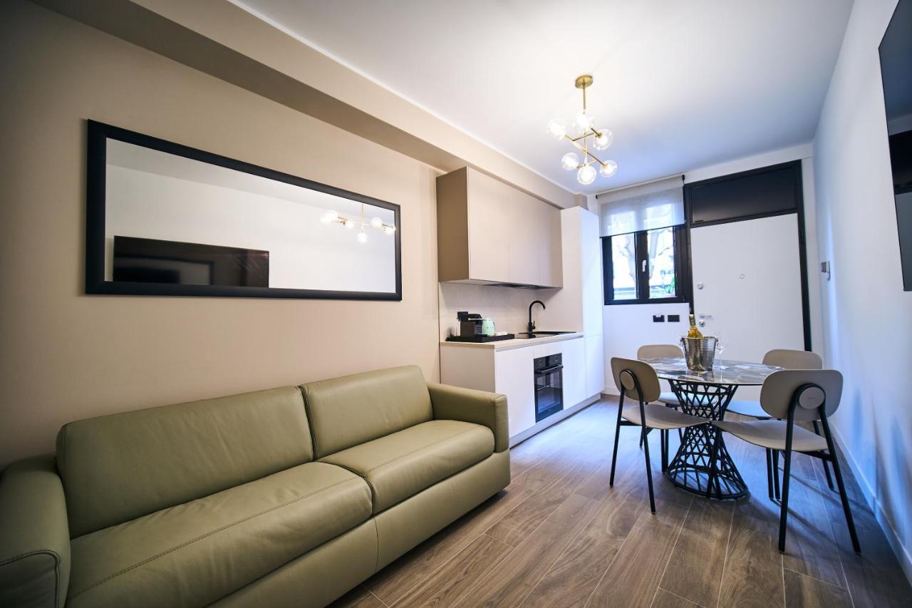 Luxury & Central Apartment Milão Exterior foto